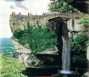 "Lover's Leap" at Rock City